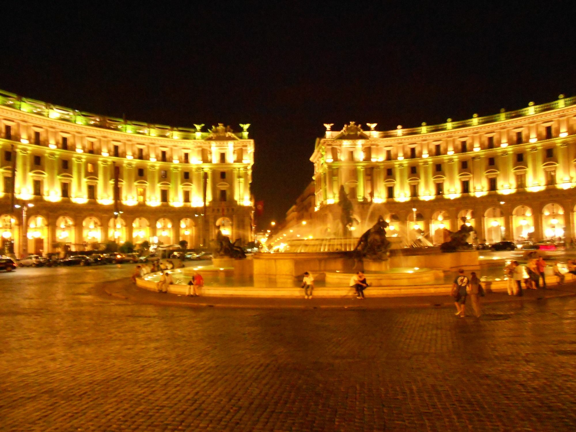 Persepolis Rome Hotel Exterior photo